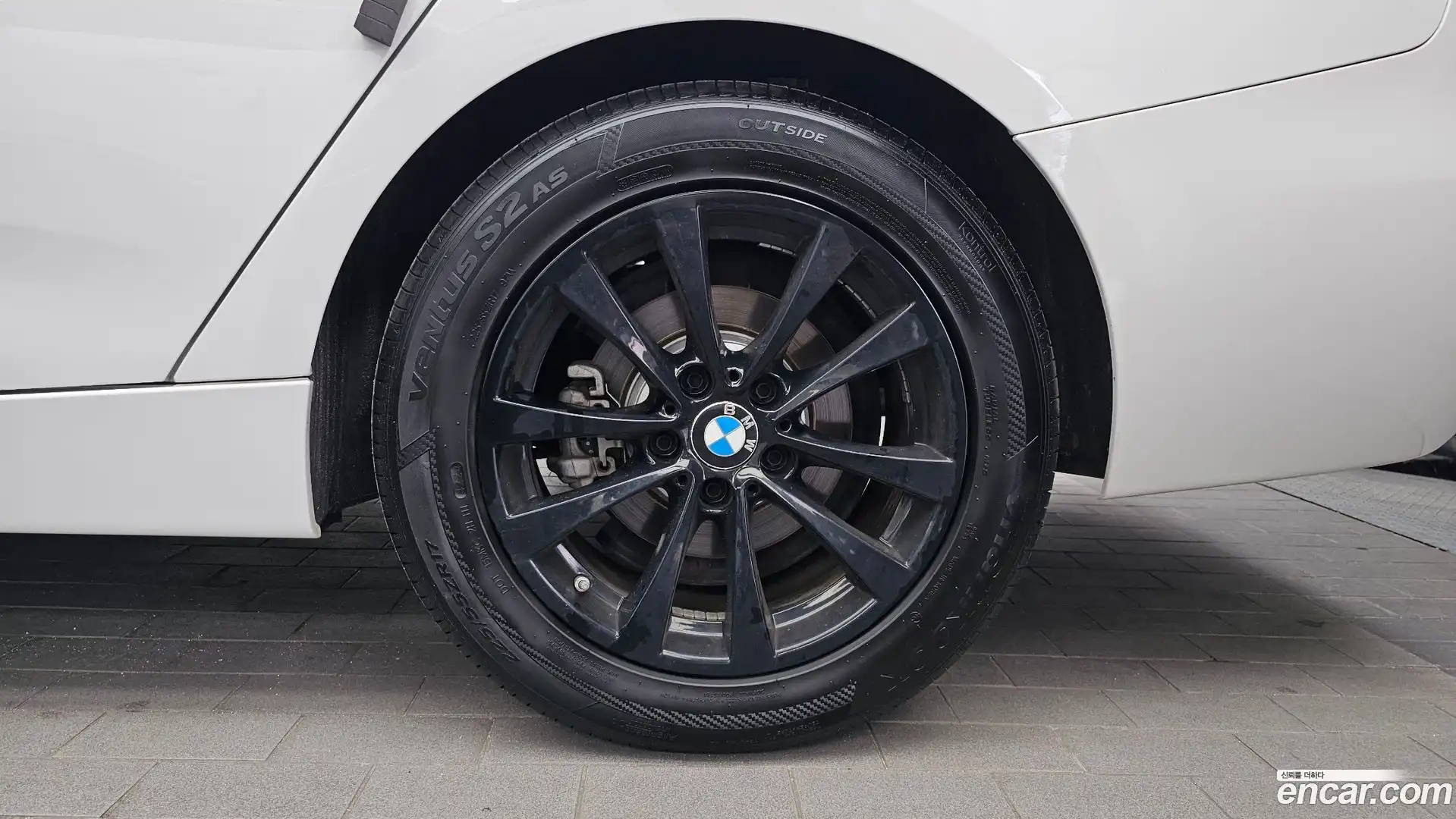 Gran Turismo BMW 2019.10-OUTER-031