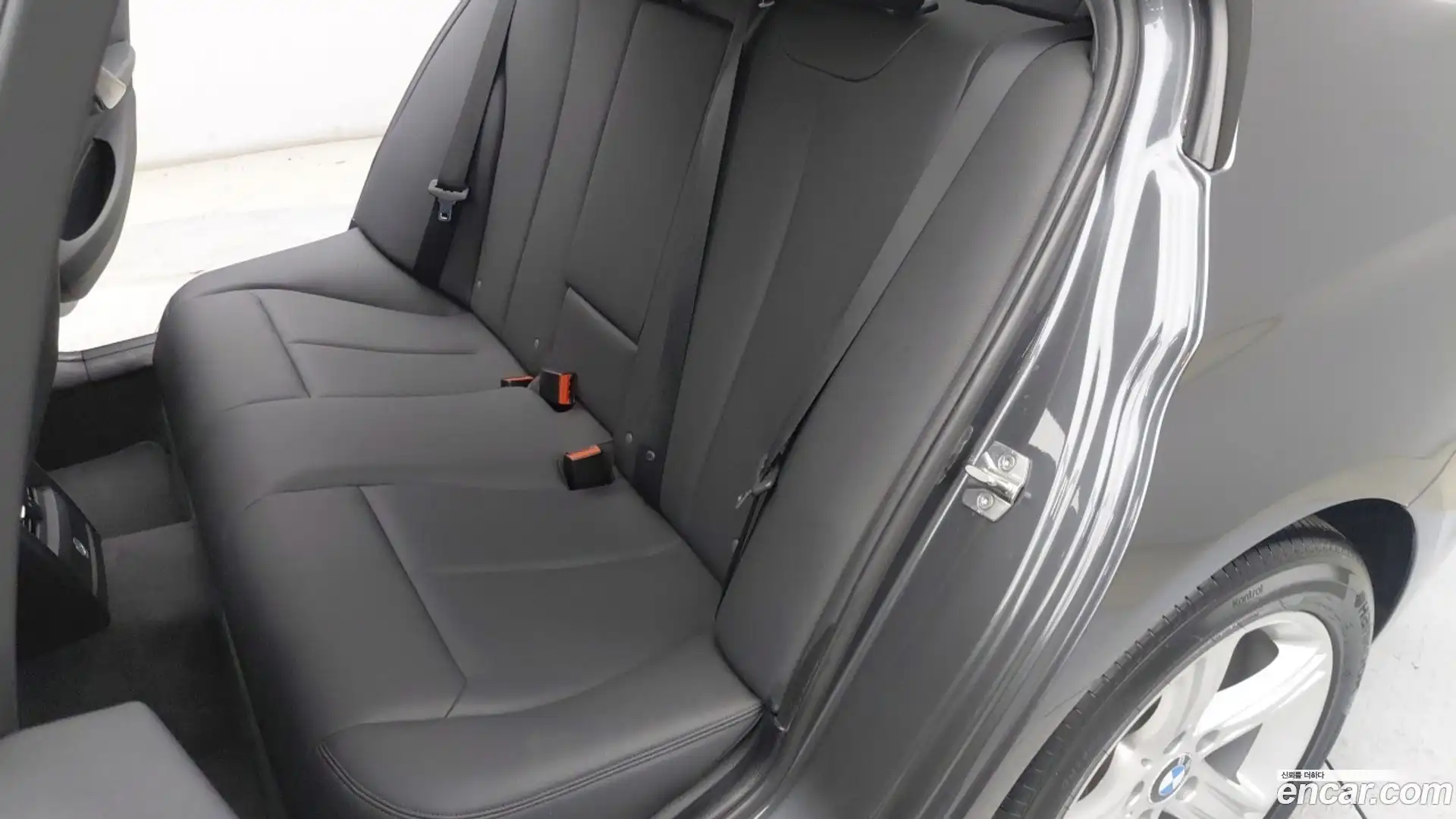 3-Series BMW 2015.5-INNER-007