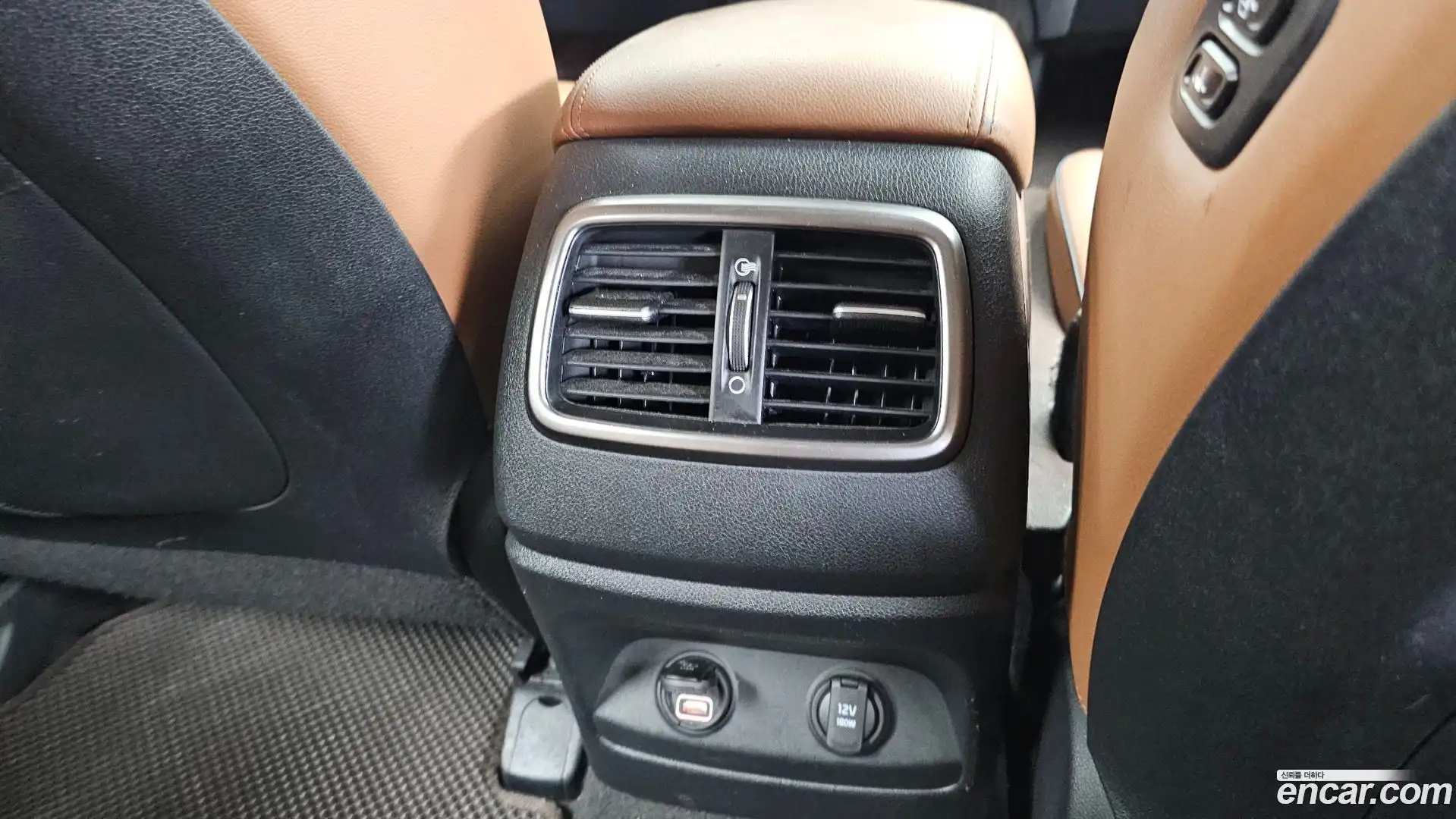 Sorento Kia 2019.3-OPTION-043