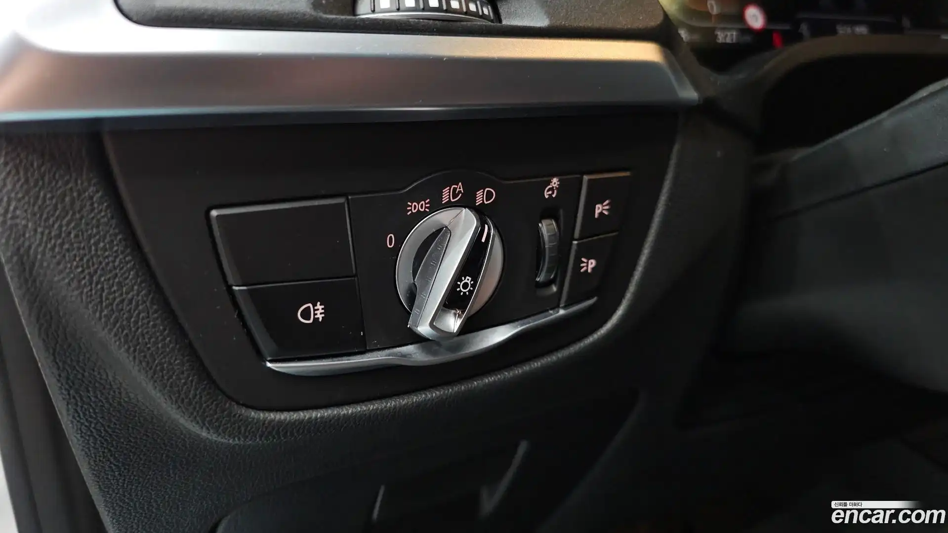 X4 BMW 2023.10-OPTION-041