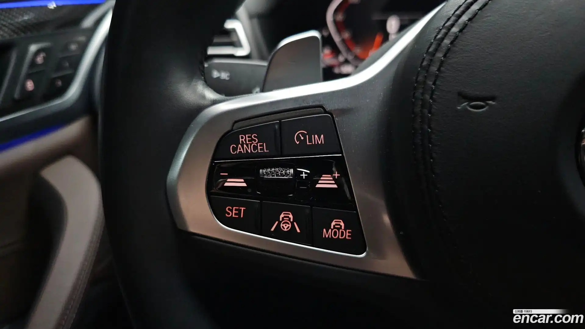 X4 BMW 2023.10-OPTION-044