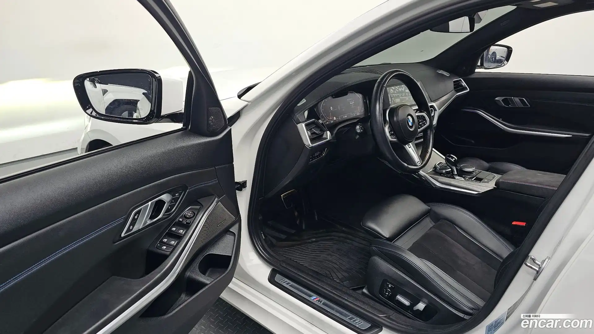 3-Series BMW 2019.6-INNER-010