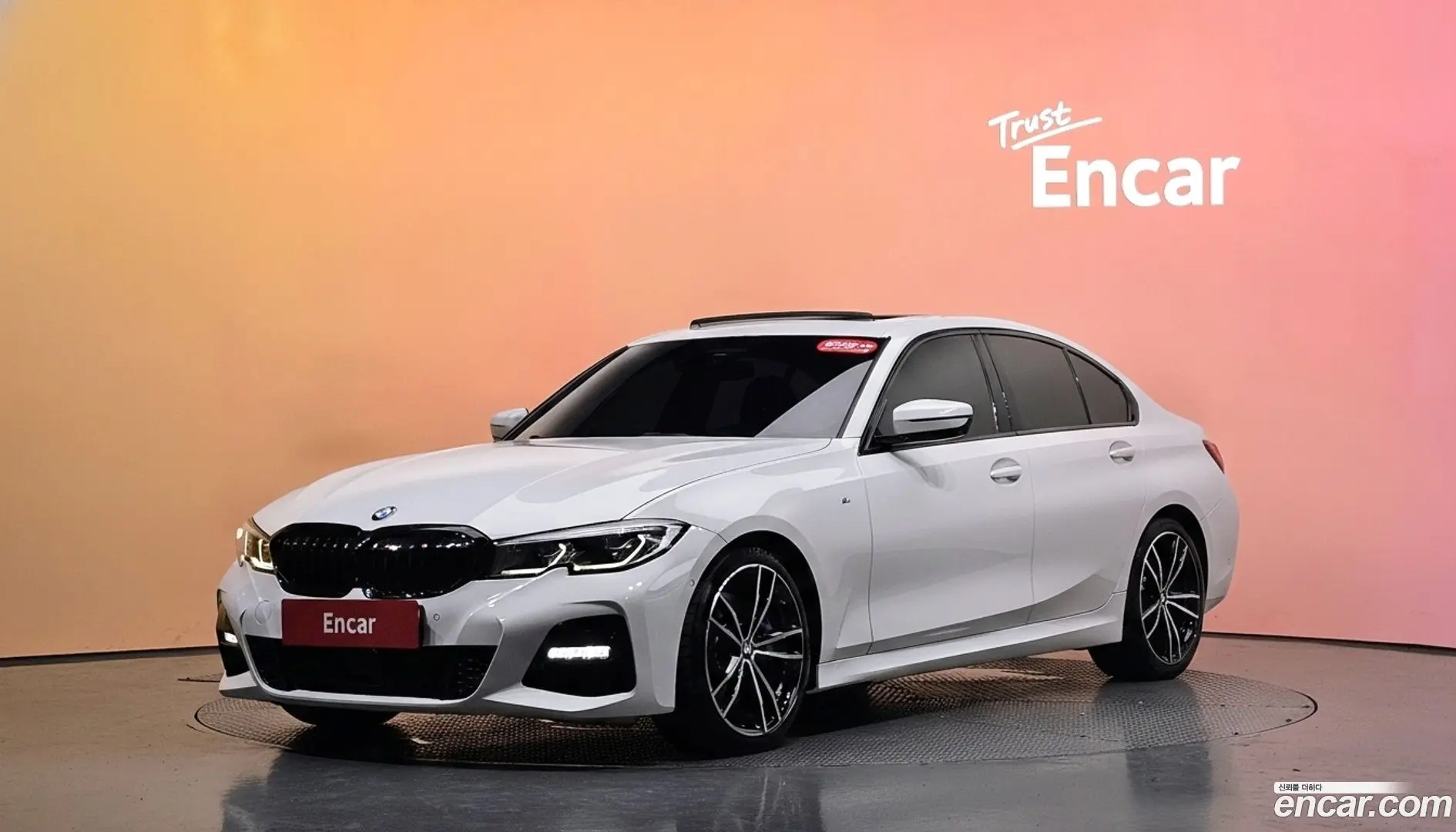 Main__Slider__Photo:3-Series BMW 2019.6-0