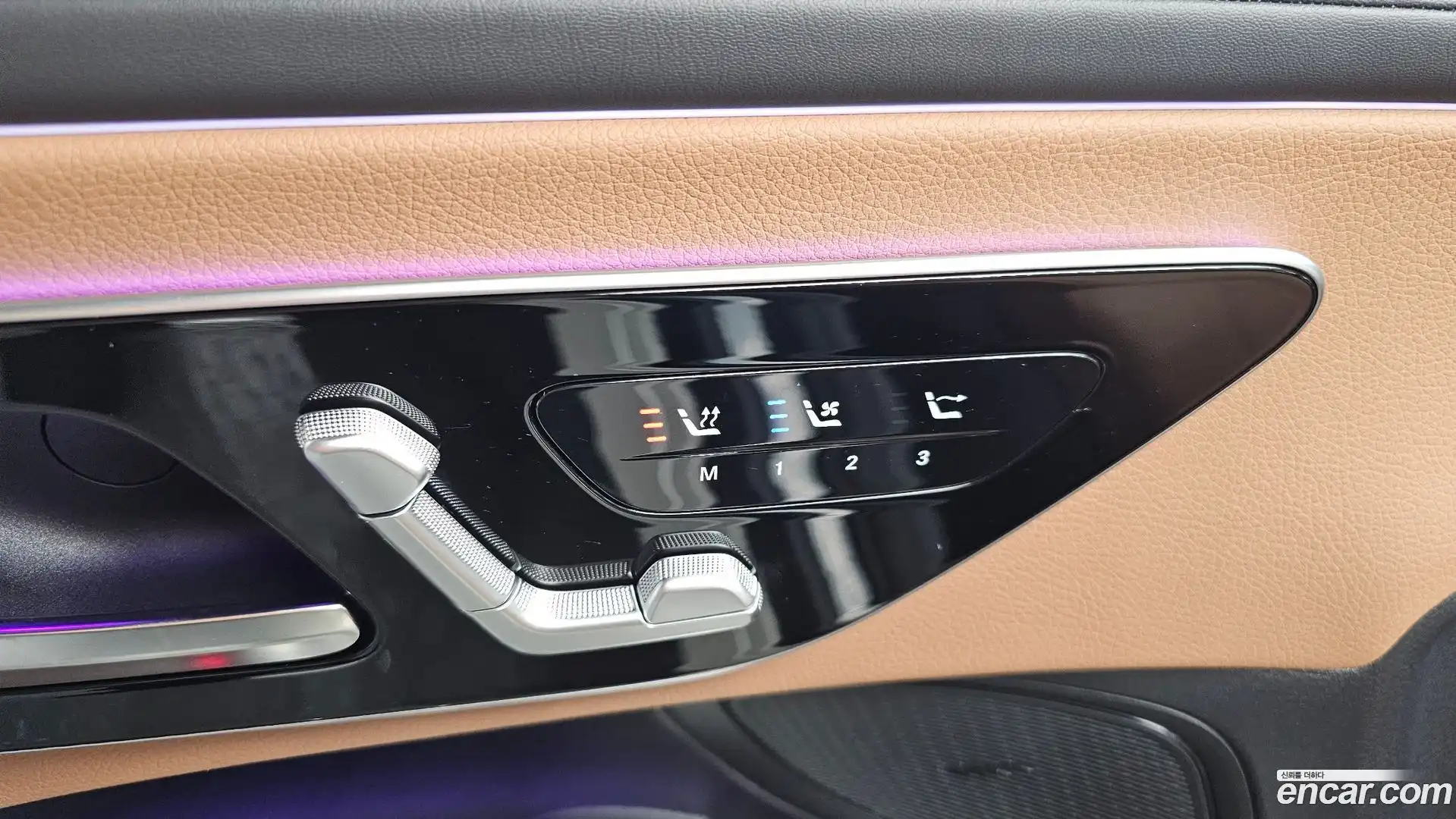 CLE-Class Mercedes-Benz 2025.8-OPTION-042