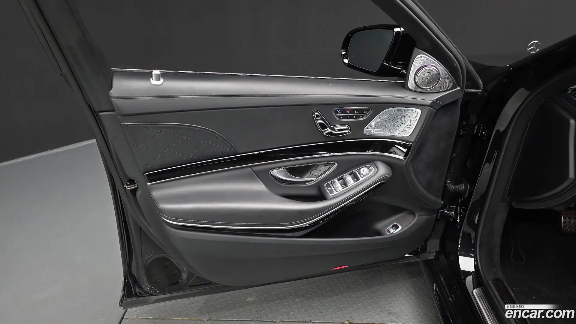 S-Class Mercedes-Benz 2019.8-INNER-034