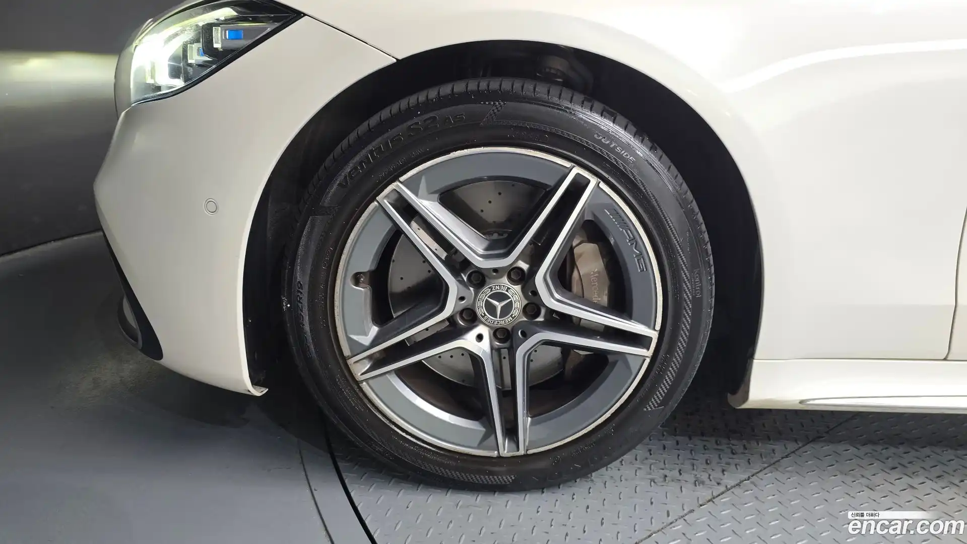 S-Class Mercedes-Benz 2022.0-OUTER-005