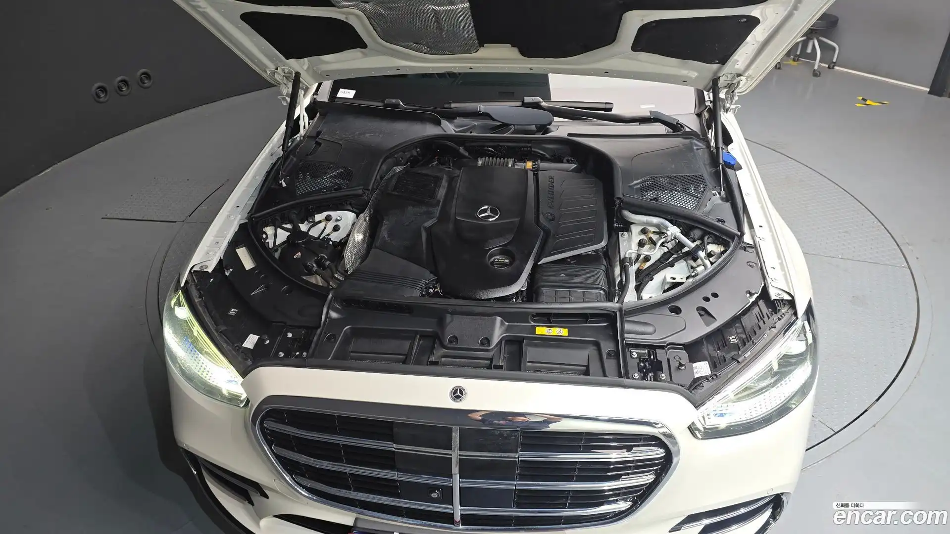 S-Class Mercedes-Benz 2022.0-OUTER-006