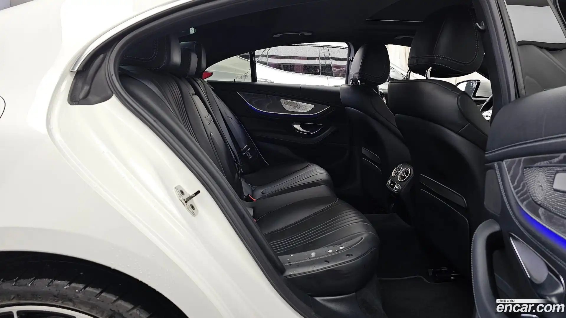 CLS-Class Mercedes-Benz 2021.10-OPTION-016