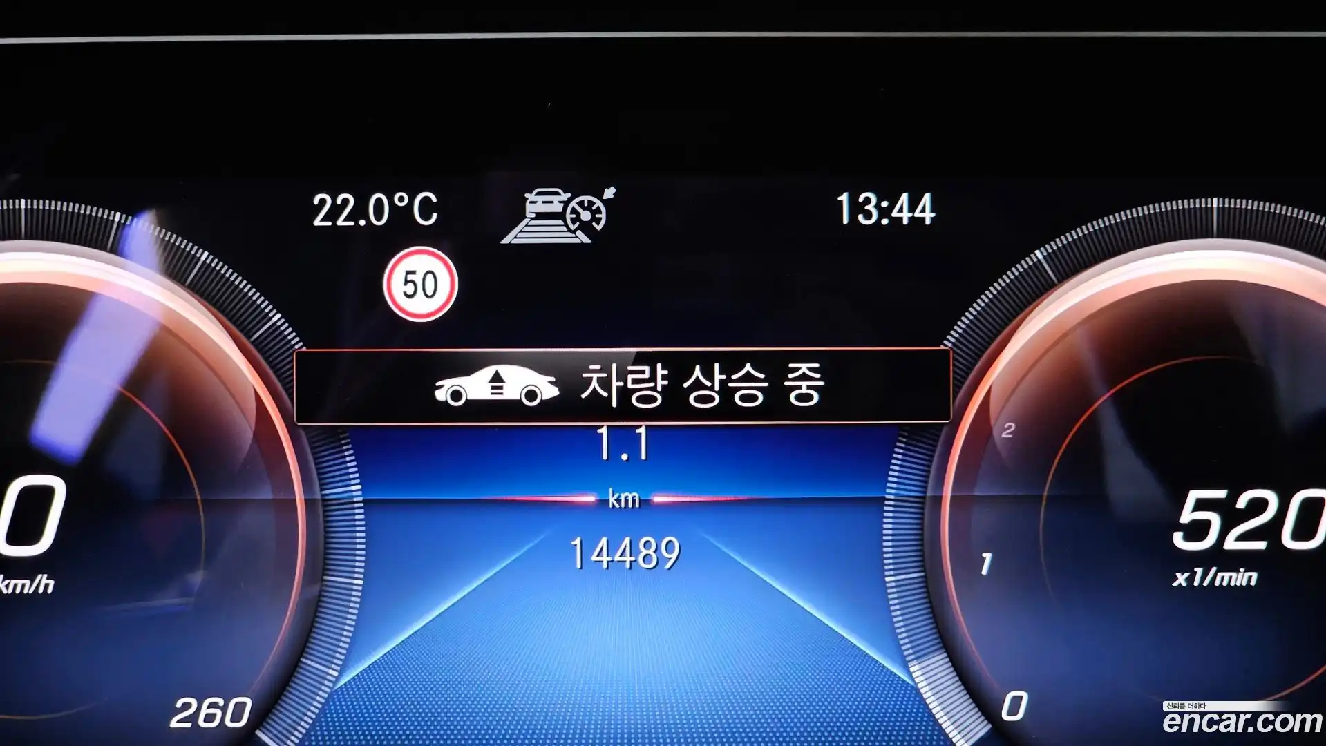 CLS-Class Mercedes-Benz 2021.10-OPTION-040