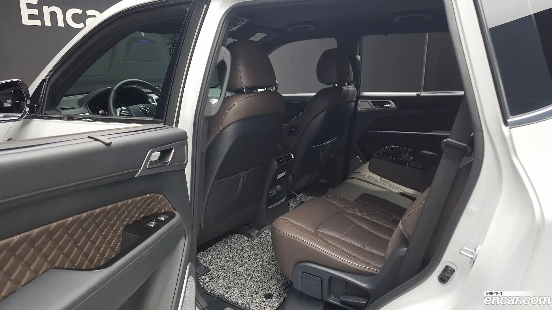 Rexton KG Mobility 2022.4-OPTION-016