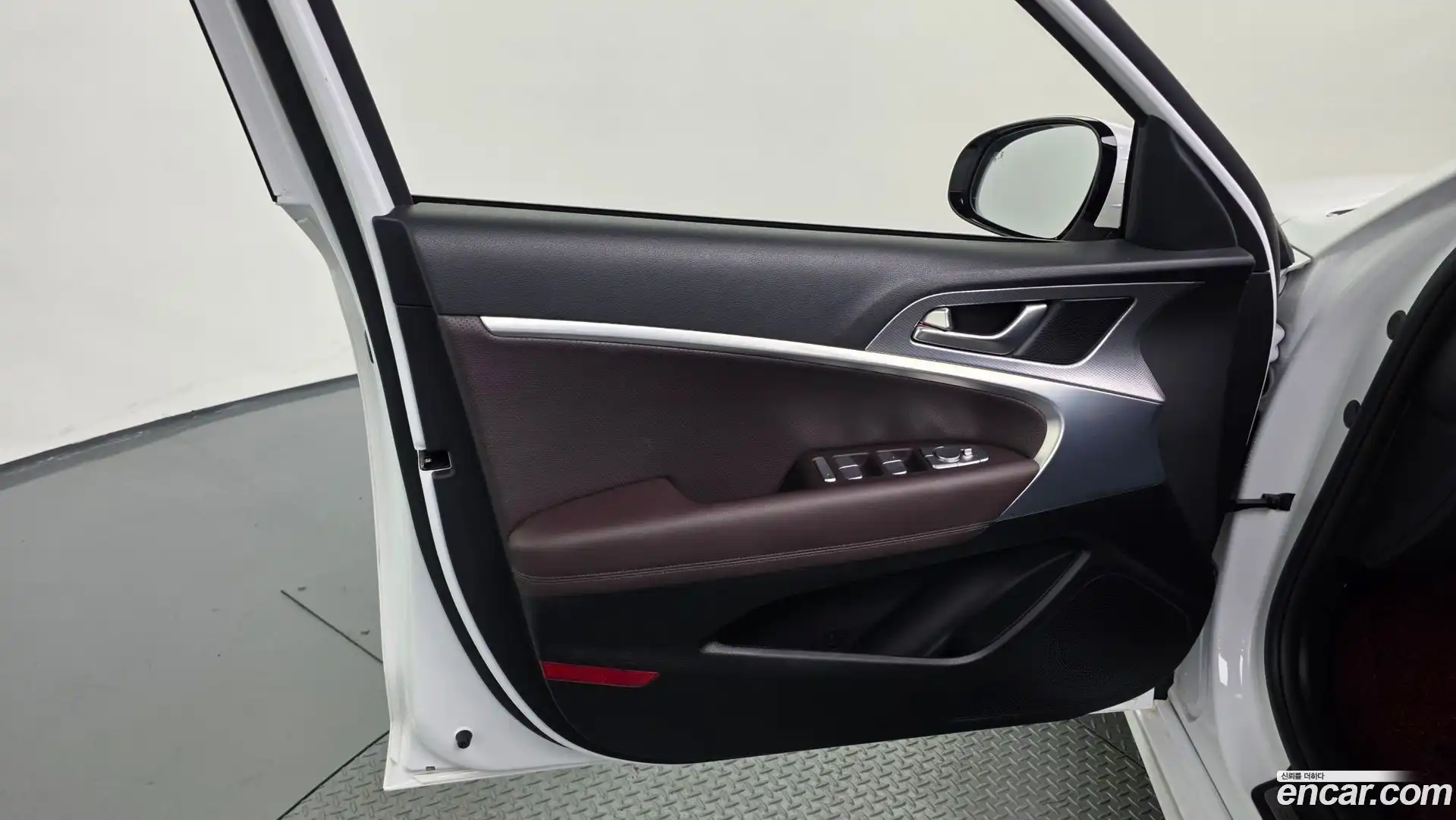 G70 Genesis 2022.5-INNER-034