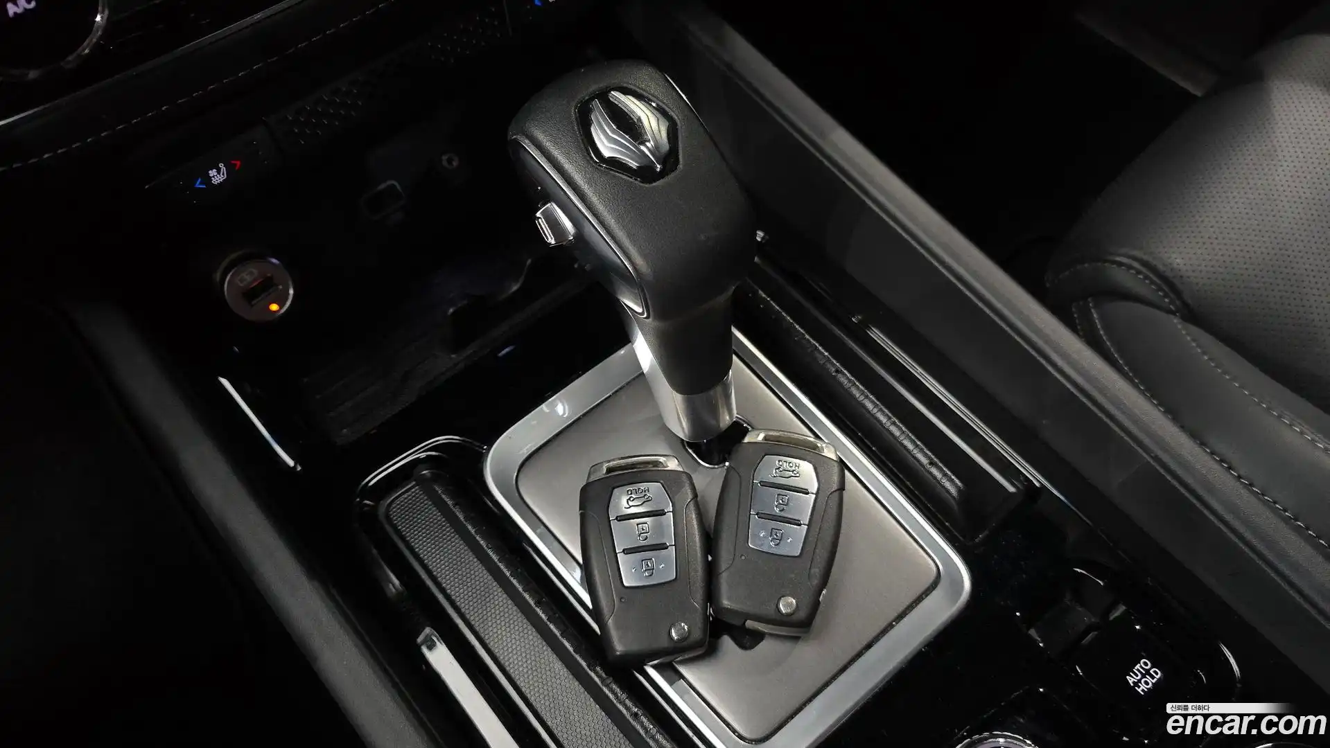 Rexton KG Mobility 2019.7-INNER-009