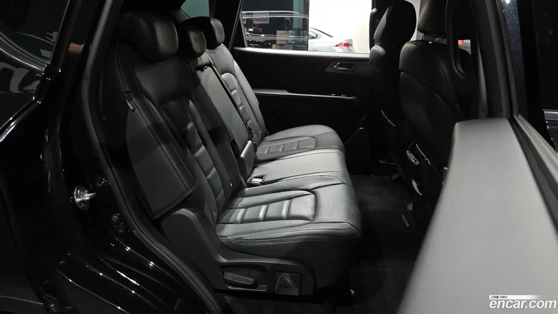 Rexton KG Mobility 2019.7-OPTION-015