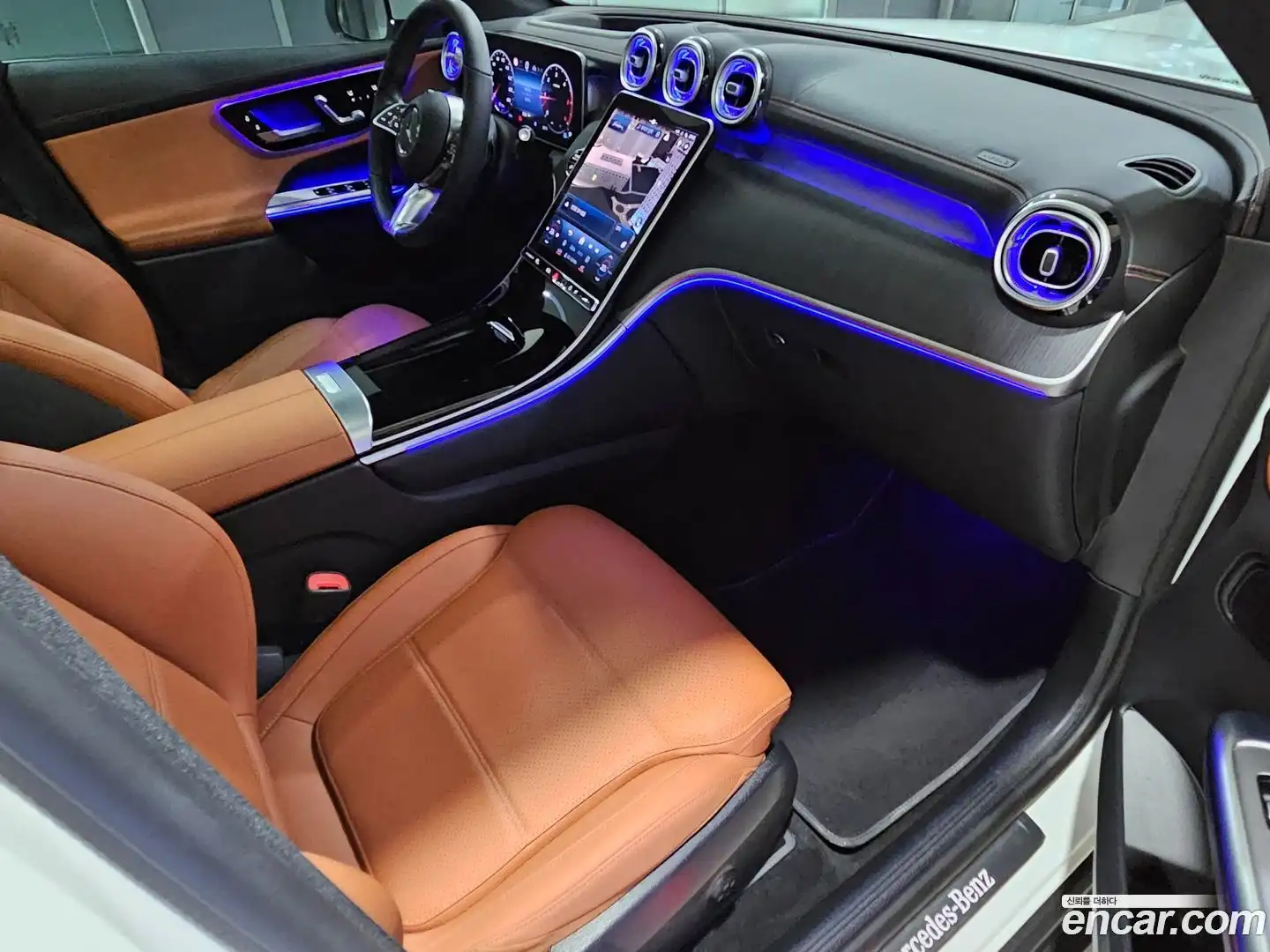 GLC-Class Mercedes-Benz 2023.7-OPTION-017