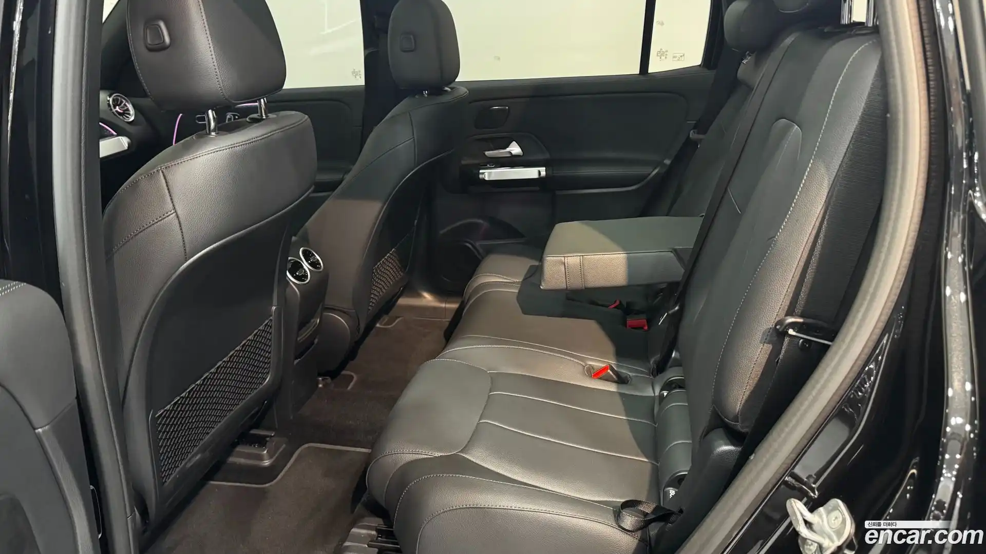 EQB Mercedes-Benz 2025.9-OPTION-015