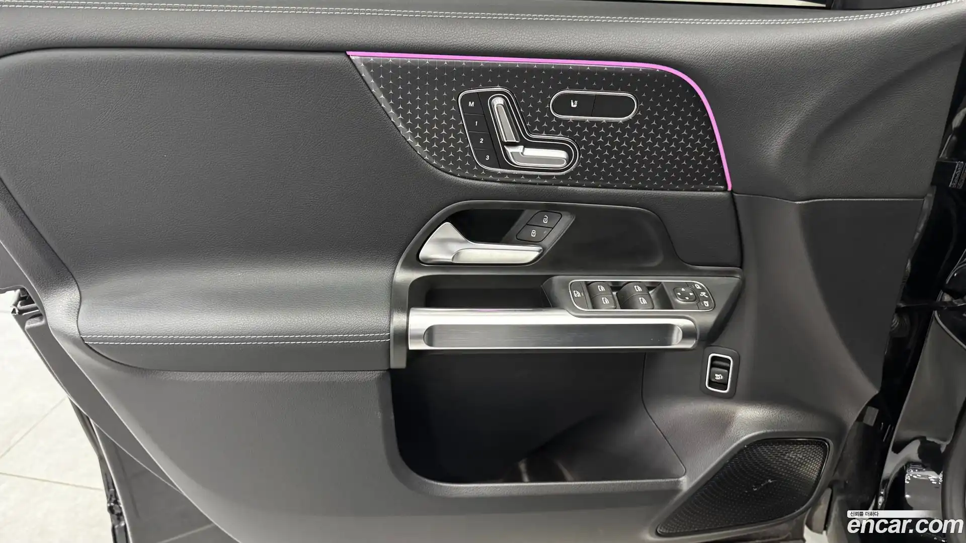 EQB Mercedes-Benz 2025.9-OPTION-018
