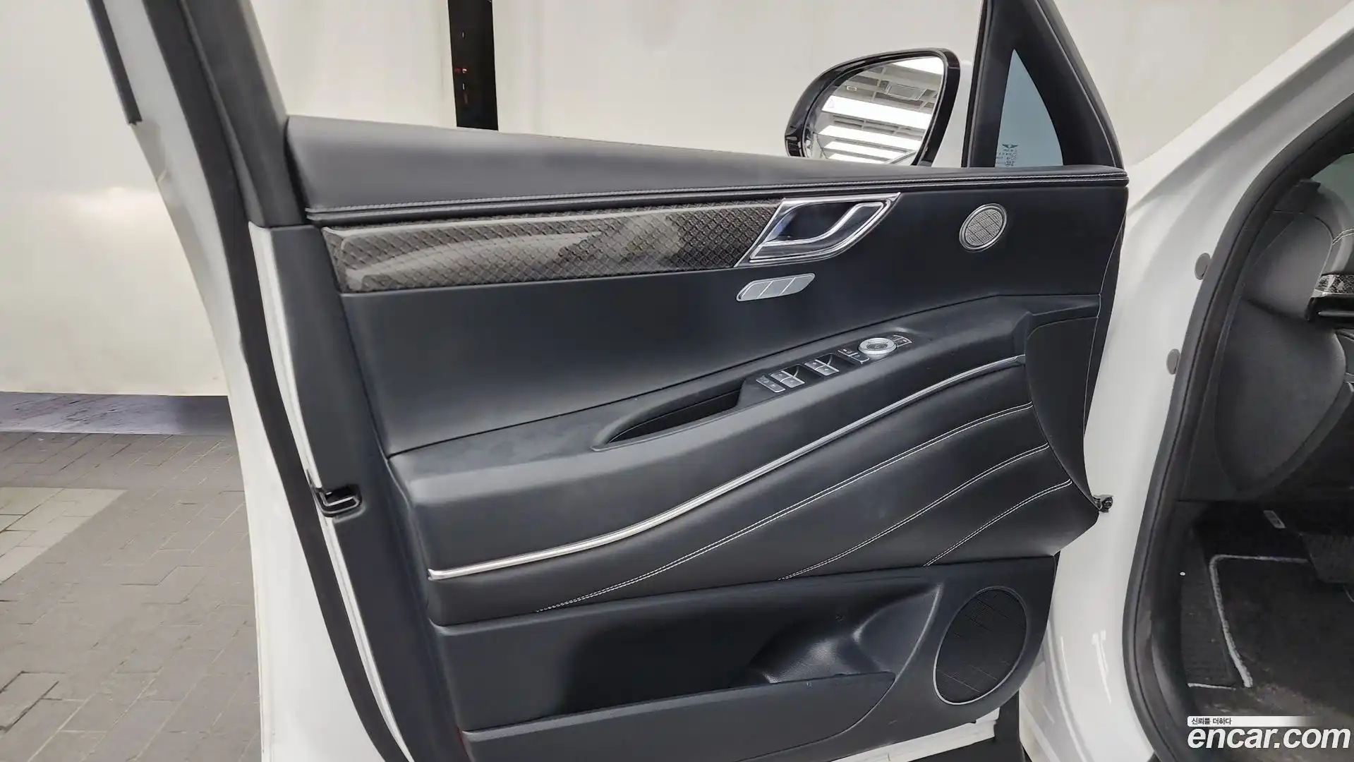 GV80 Genesis 2023.11-INNER-034