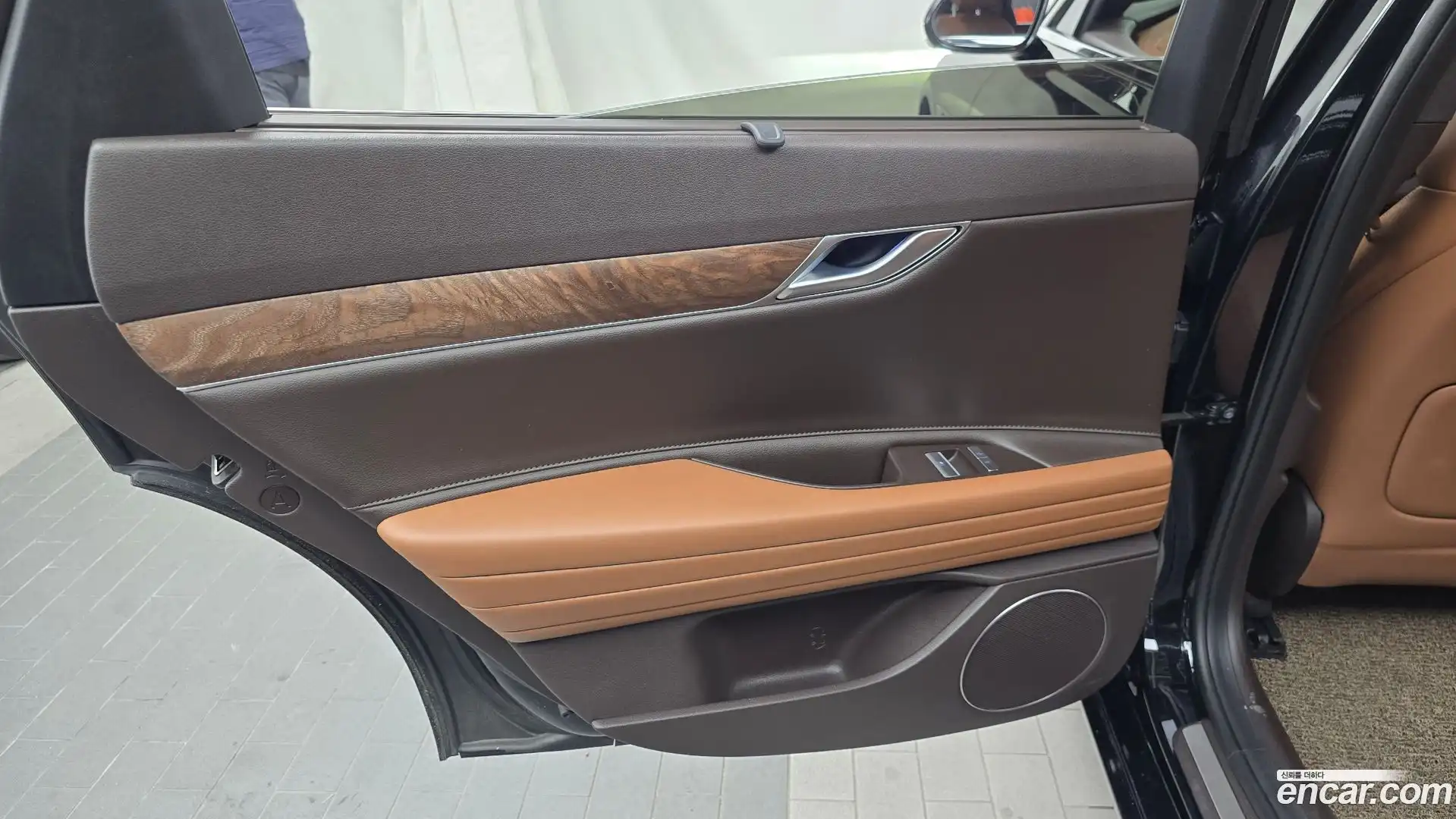 G80 Genesis 2021.6-INNER-035