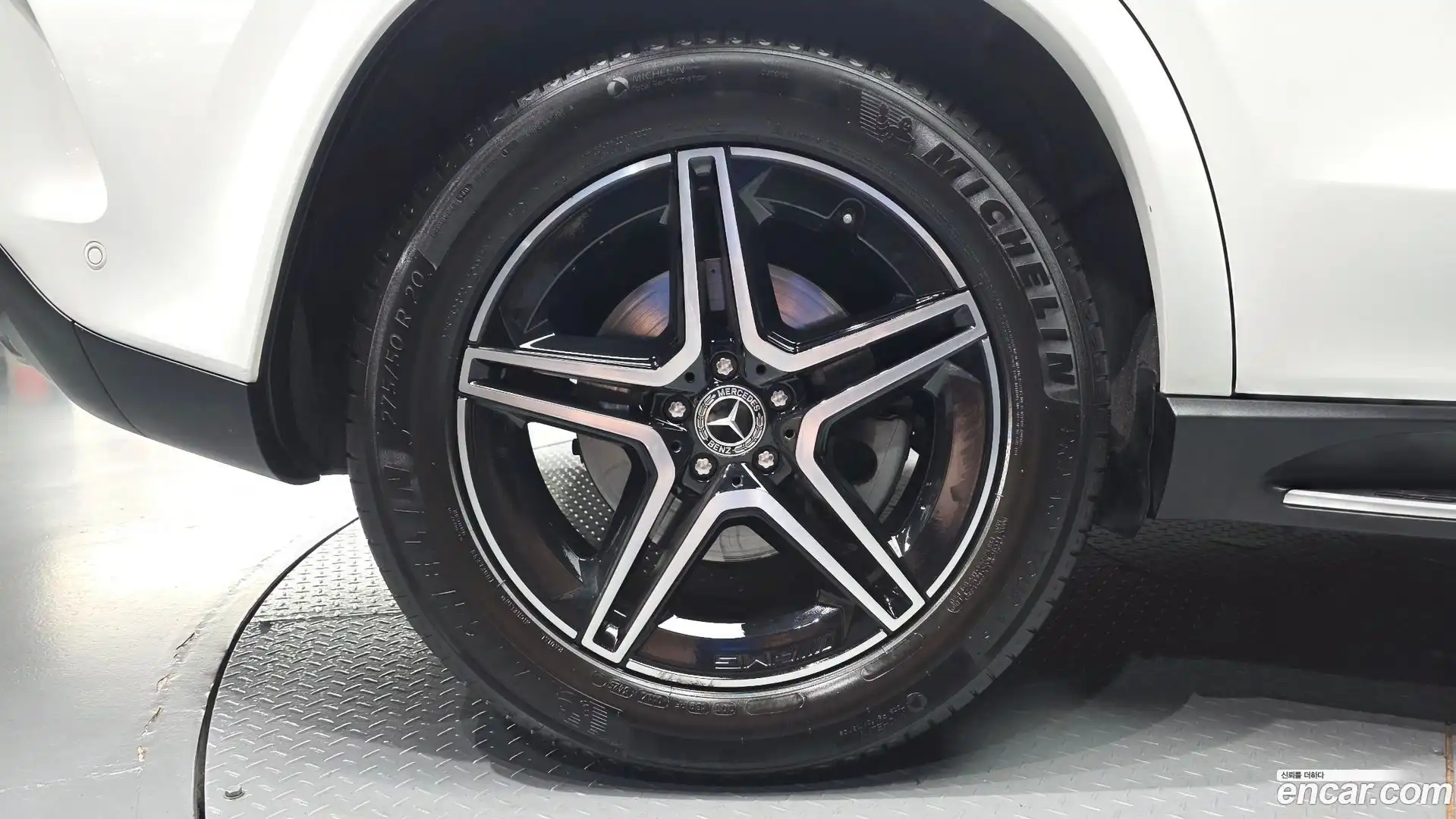 GLE-Class Mercedes-Benz 2021.3-OUTER-005