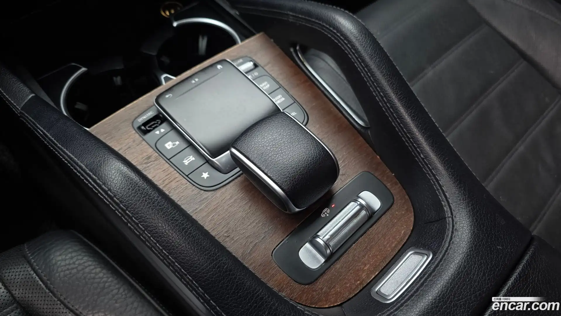 GLE-Class Mercedes-Benz 2021.3-OPTION-021
