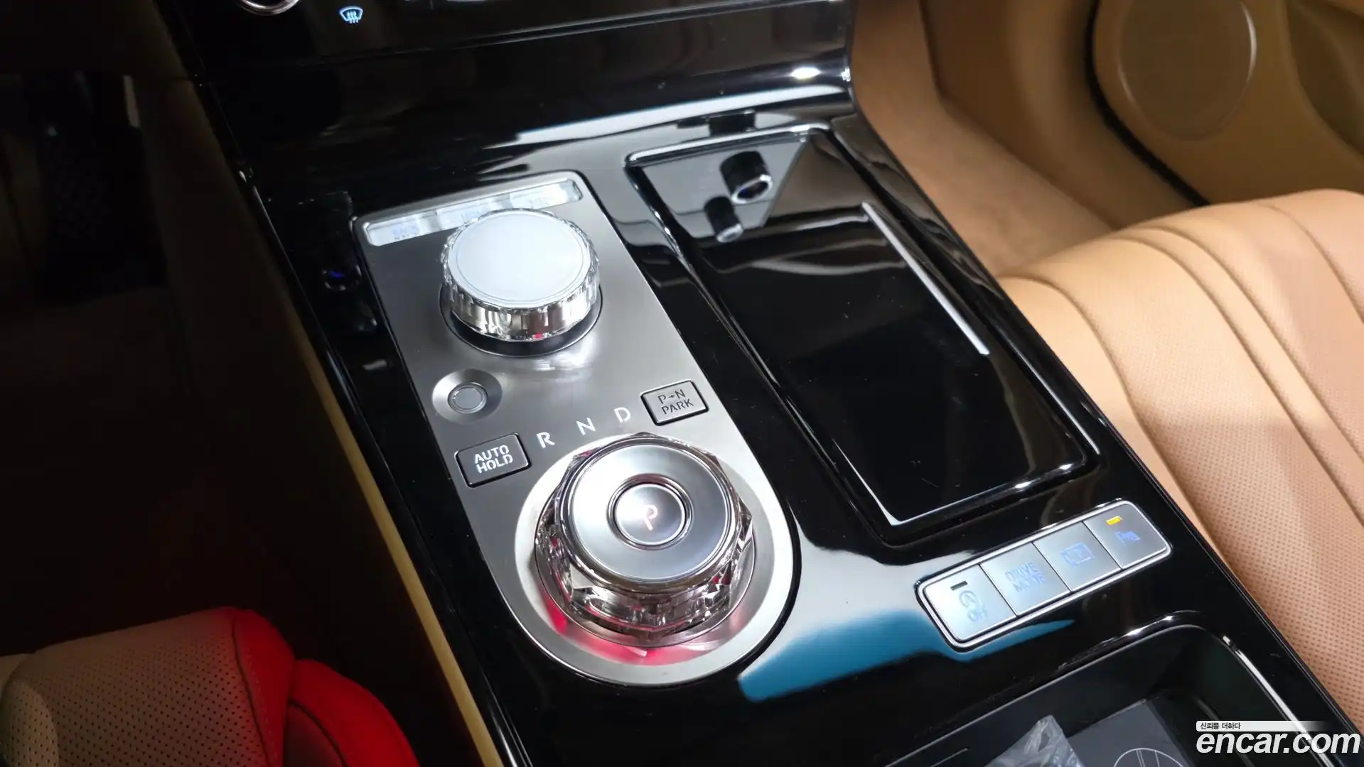 G80 Genesis 2025.8-INNER-009