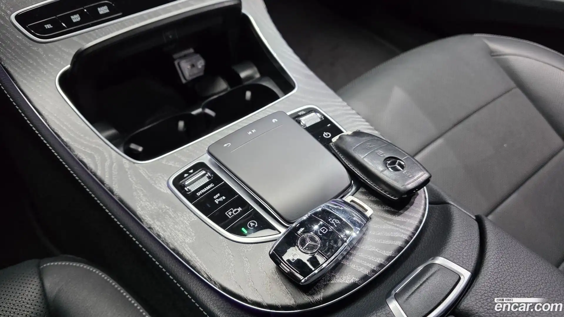 E-Class Mercedes-Benz 2022.3-OPTION-023