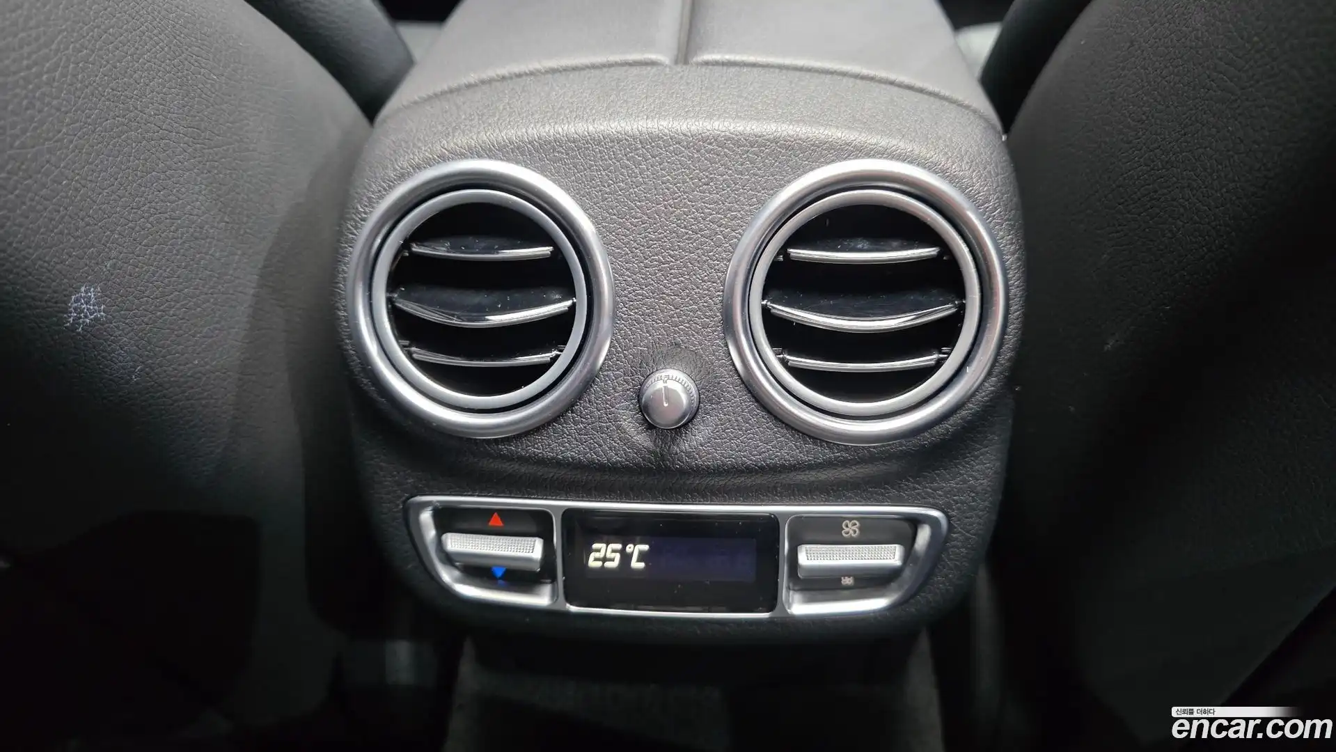 E-Class Mercedes-Benz 2022.3-OPTION-047