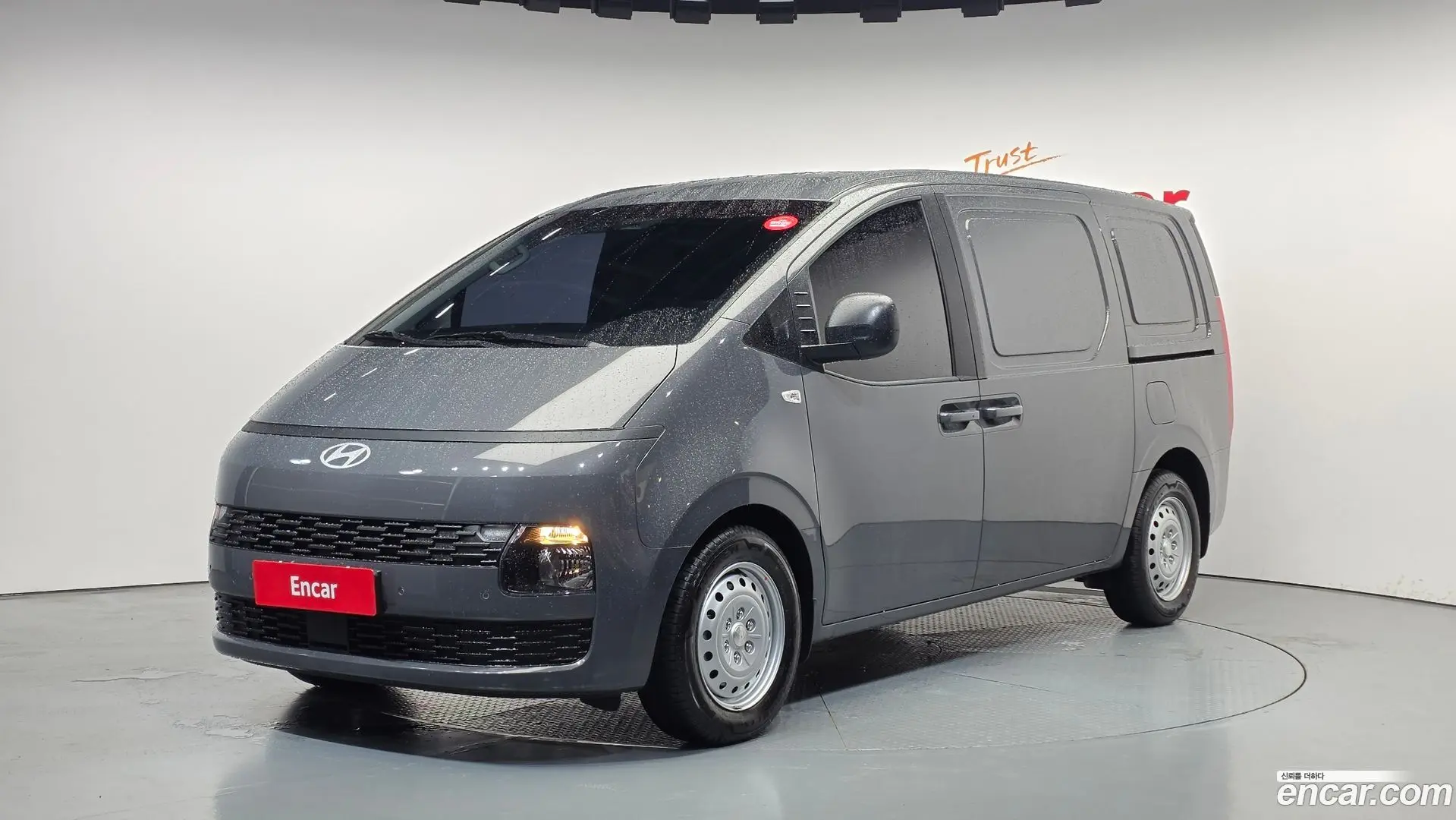 Main__Slider__Photo:Staria Hyundai 2026.3-0