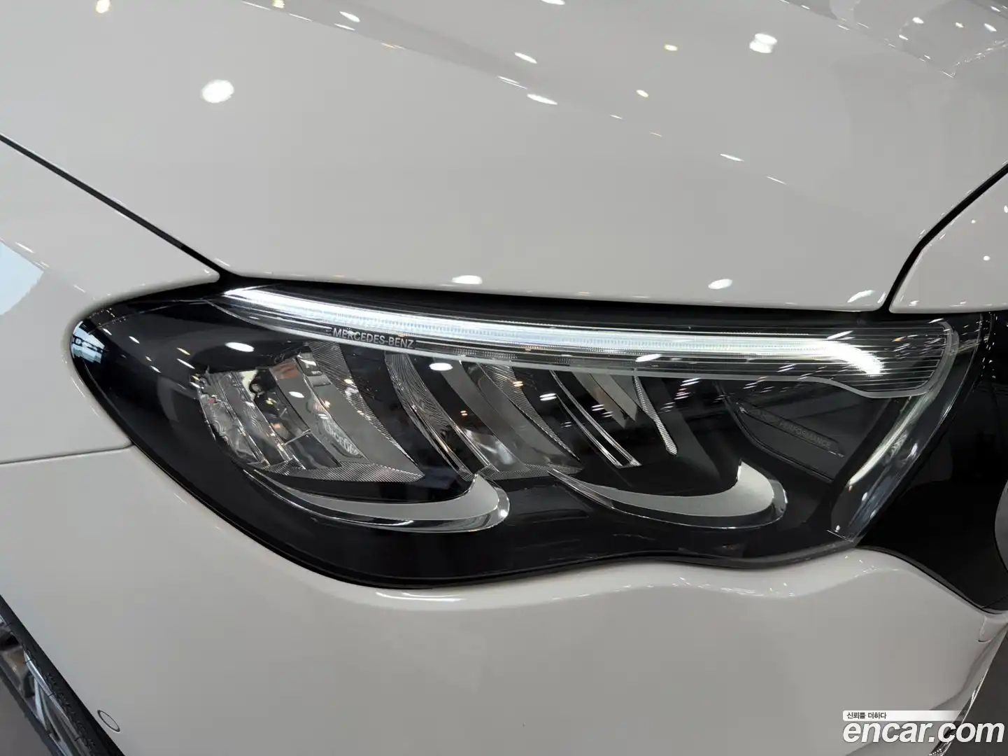 E-Class Mercedes-Benz 2024.8-OPTION-016
