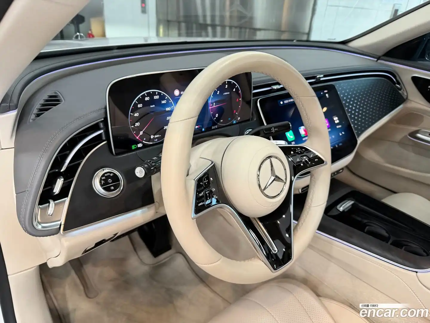 E-Class Mercedes-Benz 2024.8-OPTION-019