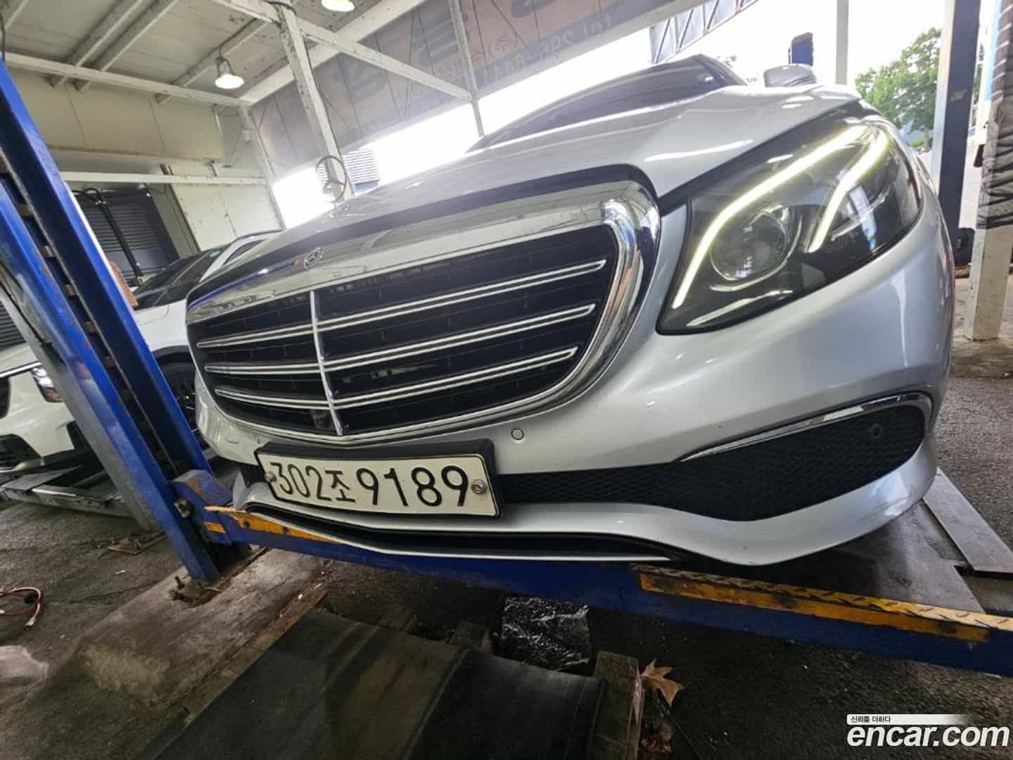 E-Class Mercedes-Benz 2019.8-OUTER-001