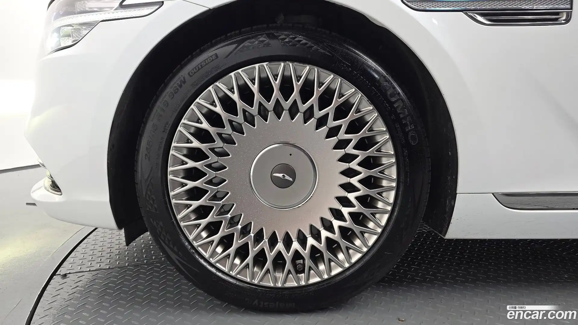G90 Genesis 2021.5-OUTER-005