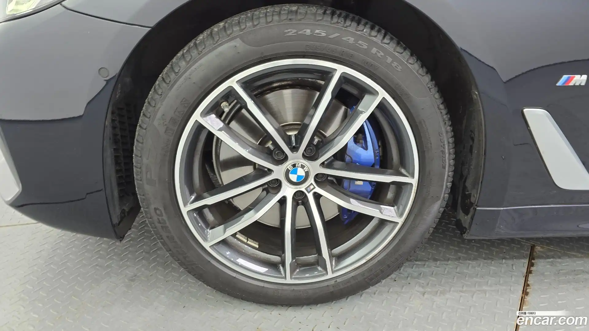 5-Series BMW 2022.1-OUTER-005