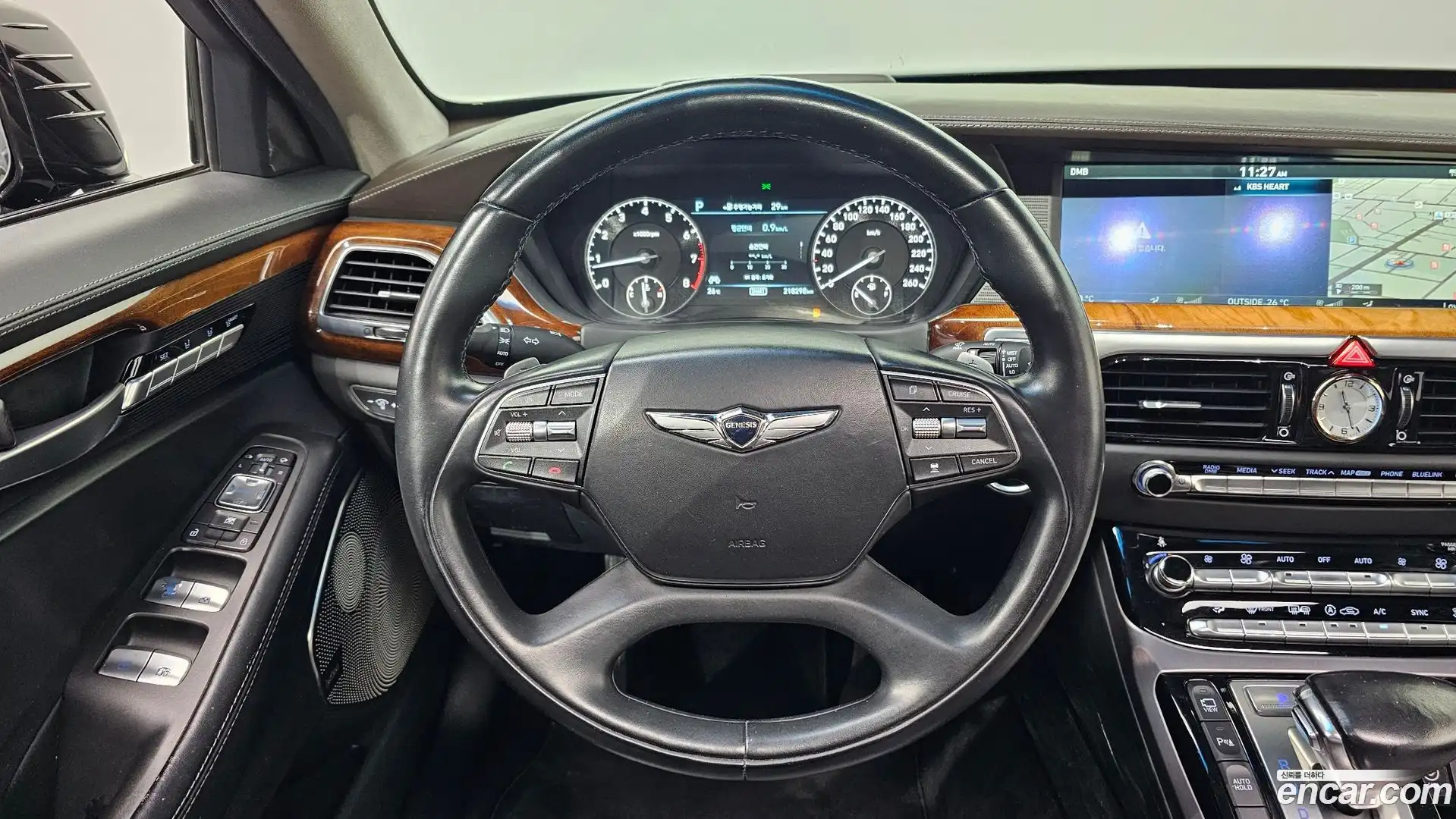 EQ900 Genesis 2016.1-OPTION-018
