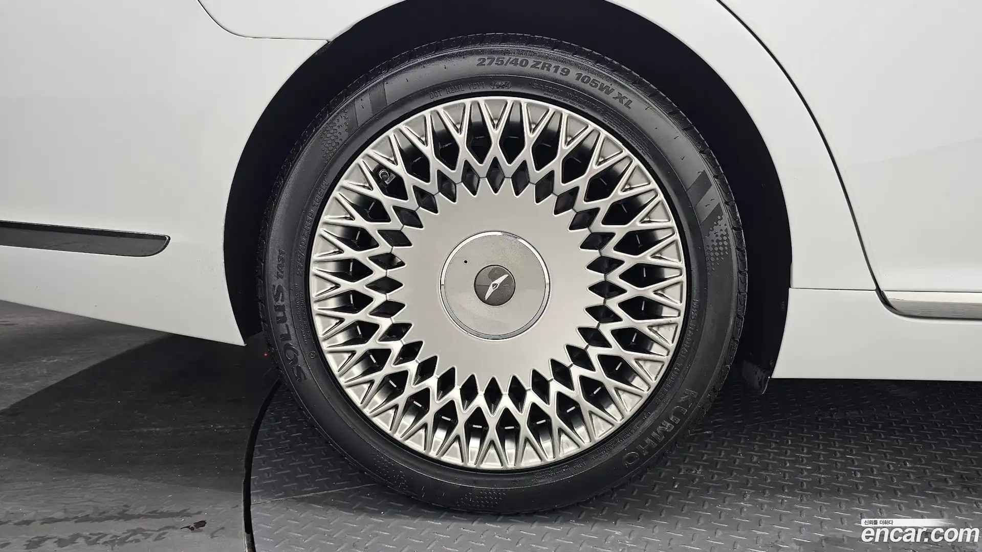 G90 Genesis 2019.2-OUTER-005