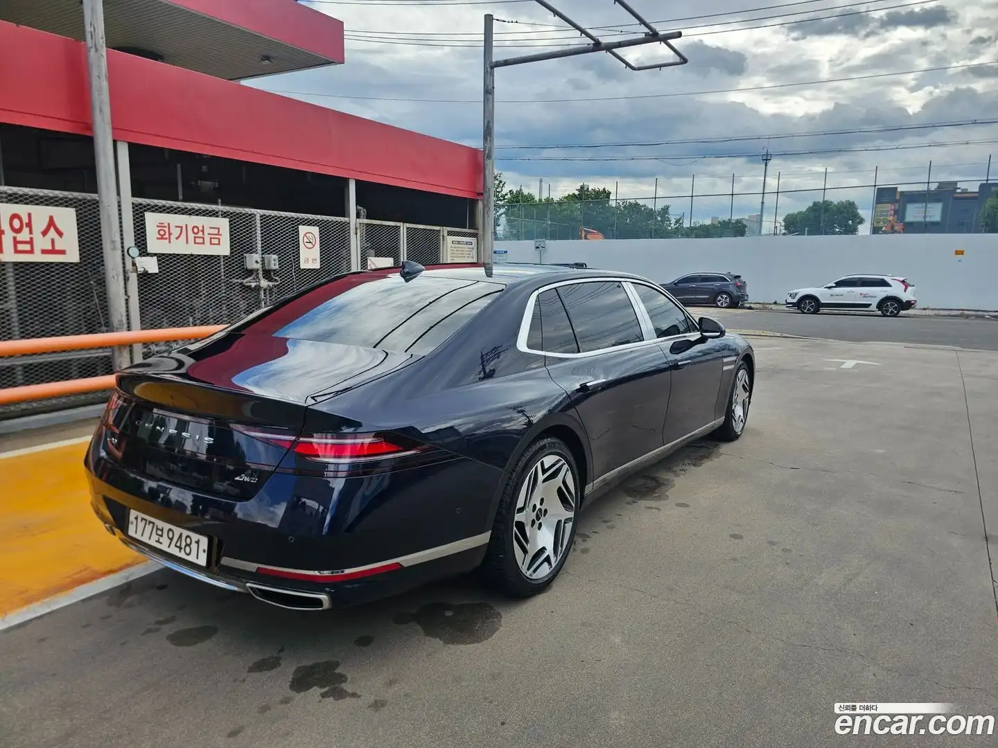 G90 Genesis 2022.11-OUTER-005