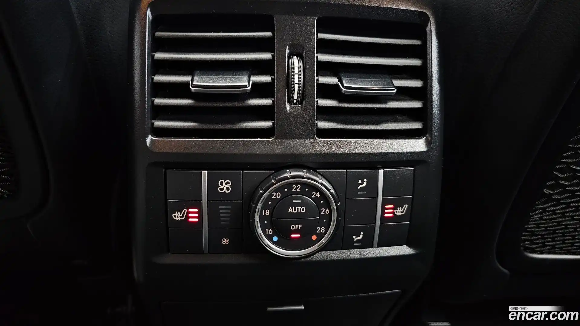 GLE-Class Mercedes-Benz 2017.10-OPTION-020