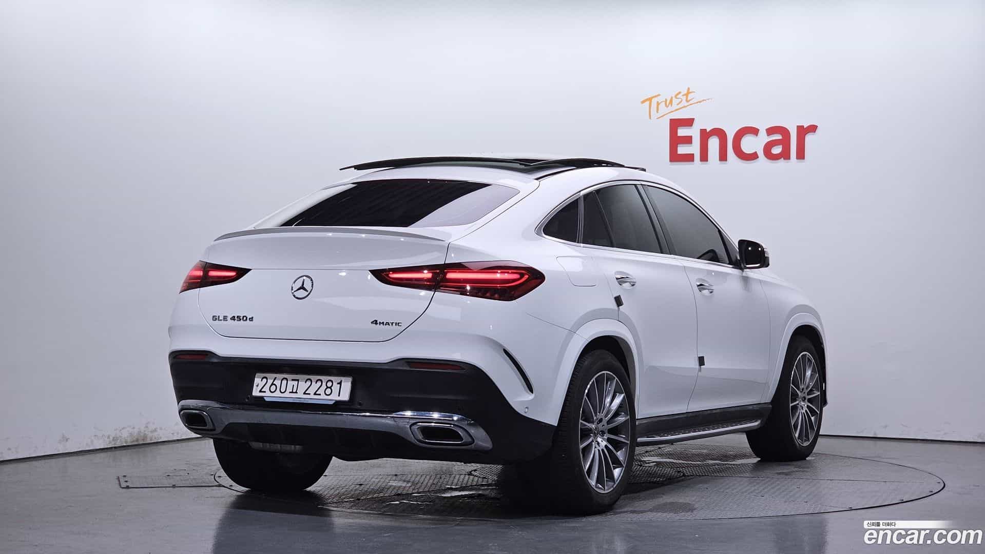 GLE-Class Mercedes-Benz 2023.7-OUTER-002