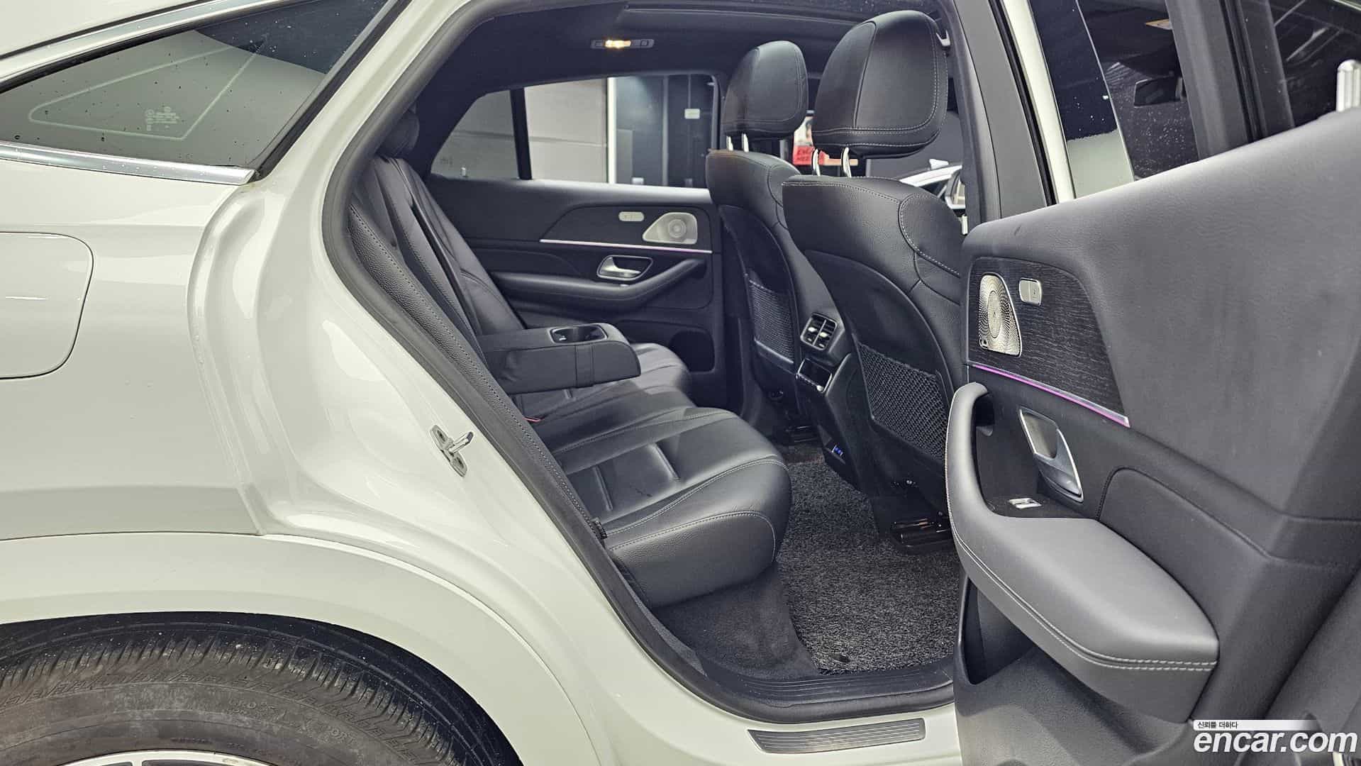 GLE-Class Mercedes-Benz 2023.7-OPTION-016