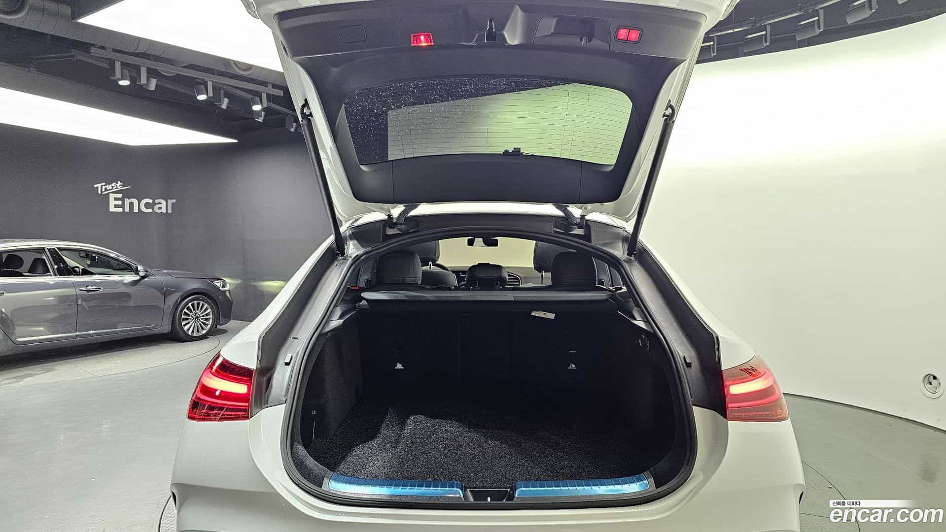 GLE-Class Mercedes-Benz 2023.7-OPTION-024