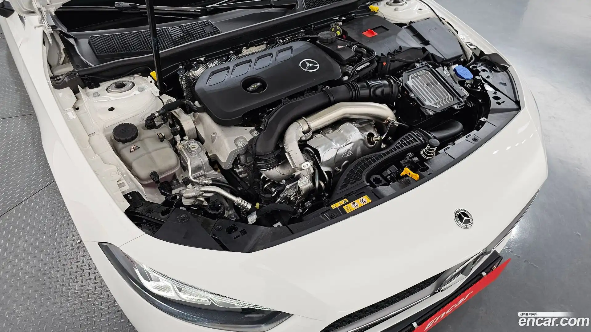A-Class Mercedes-Benz 2024.0-OUTER-006