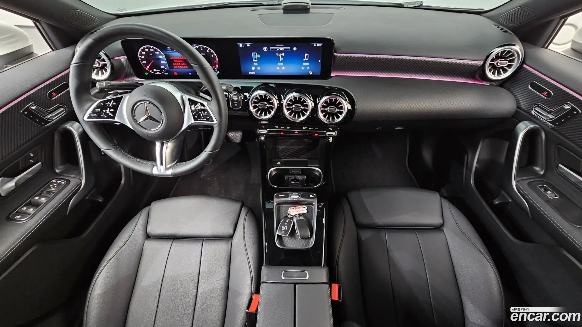 A-Class Mercedes-Benz 2024.0-INNER-007