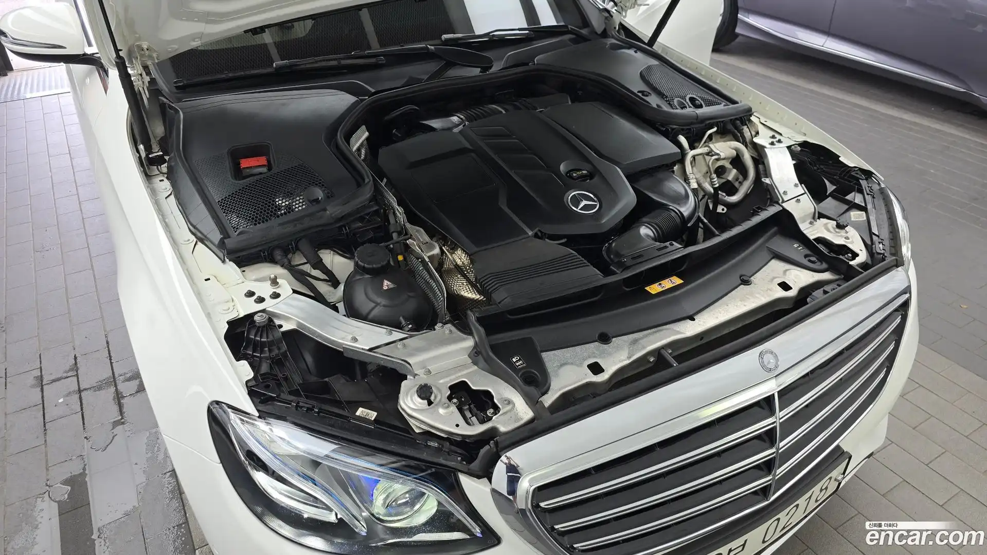 E-Class Mercedes-Benz 2016.10-OUTER-006