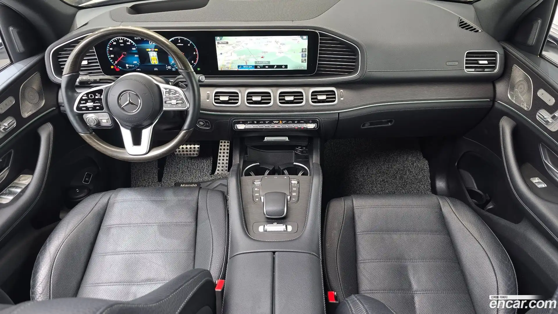 GLS-Class Mercedes-Benz 2022.4-INNER-007