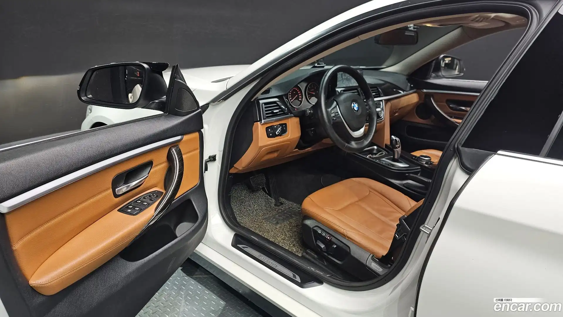 4-Series BMW 2014.7-INNER-010