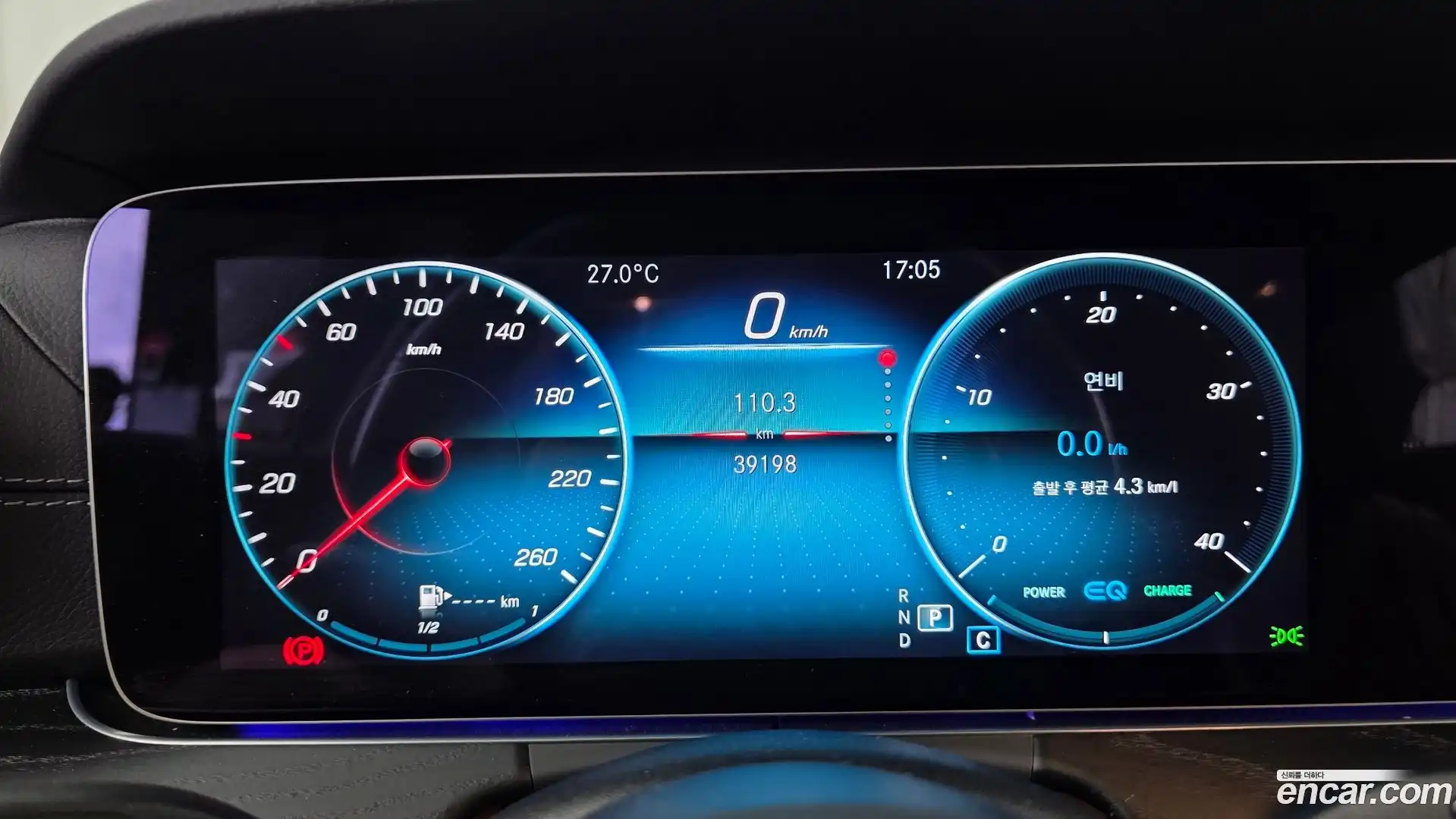 CLS-Class Mercedes-Benz 2022.7-INNER-008