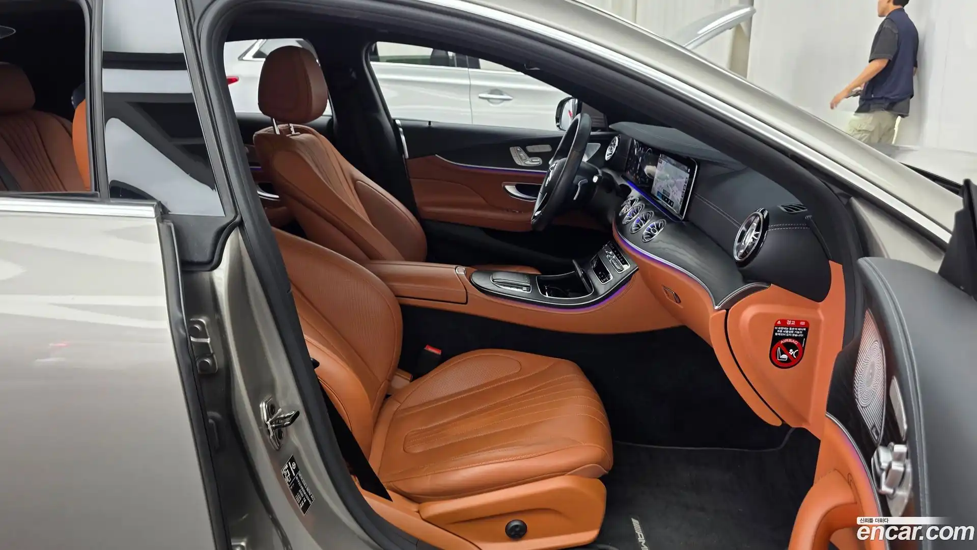 CLS-Class Mercedes-Benz 2022.7-OPTION-015