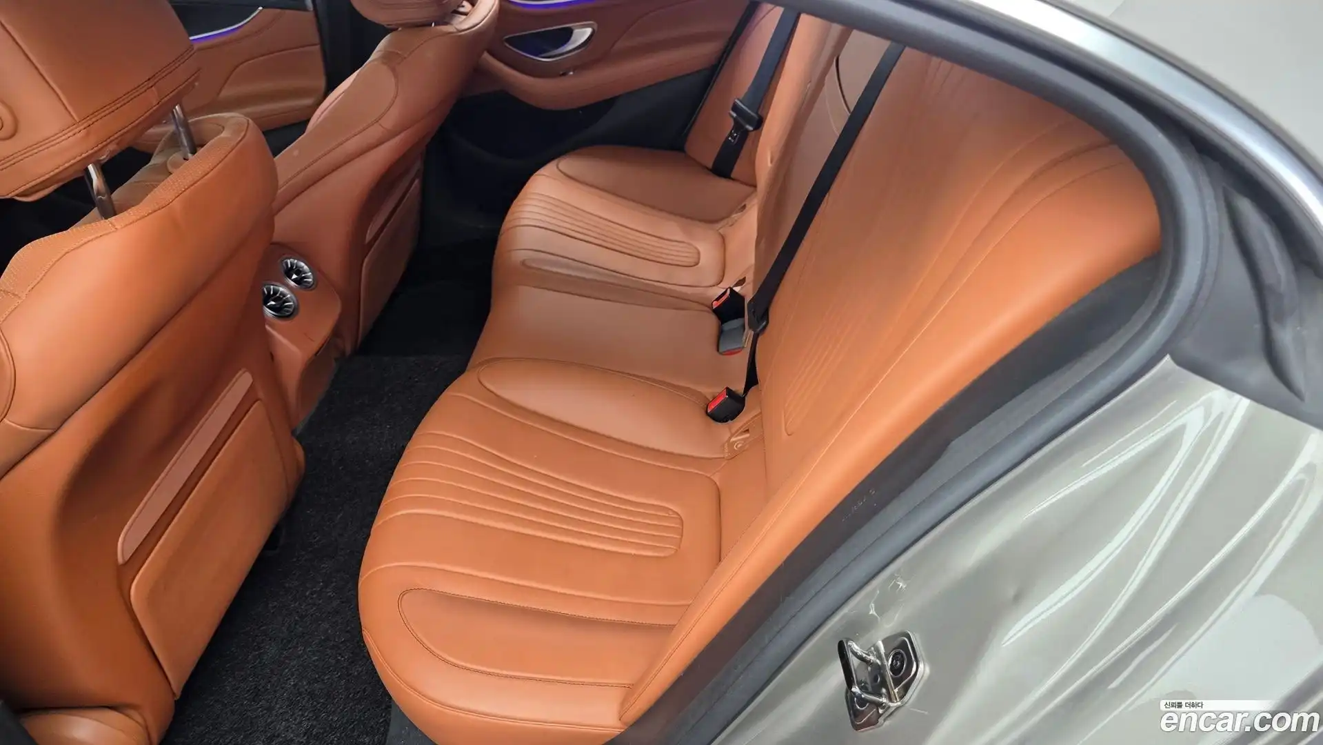 CLS-Class Mercedes-Benz 2022.7-INNER-036