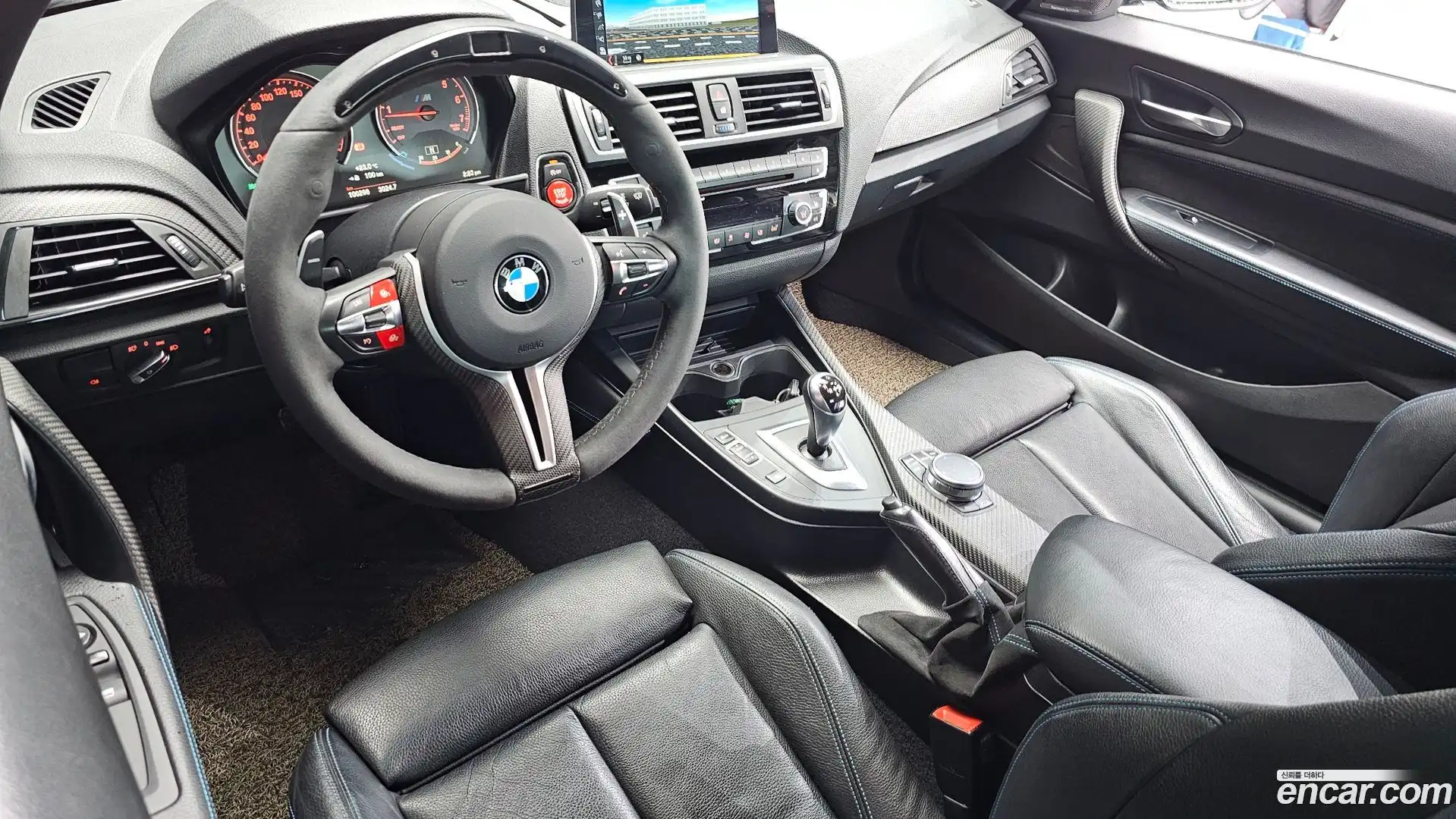 M2 BMW 2017.6-INNER-007