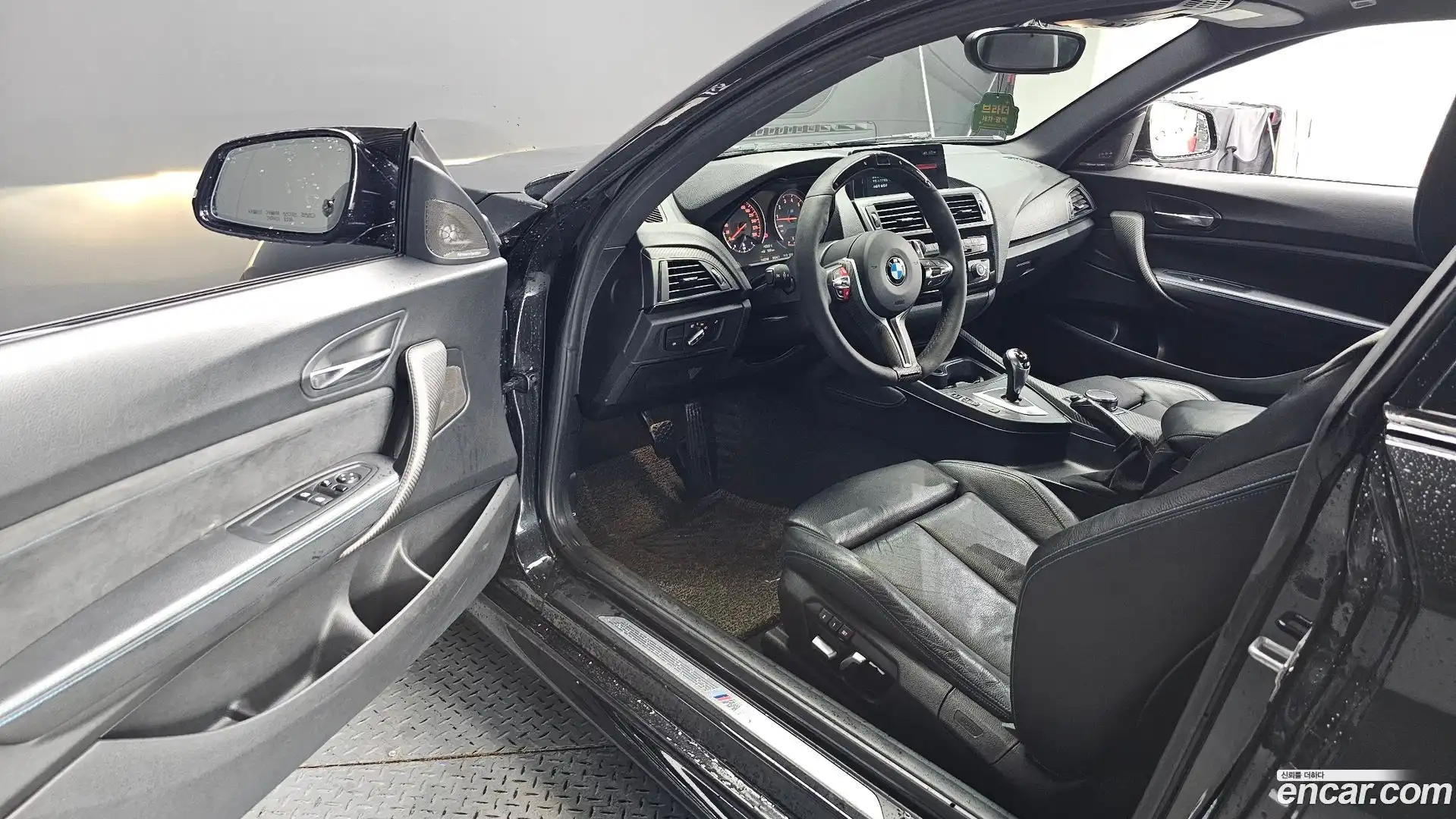 M2 BMW 2017.6-INNER-010